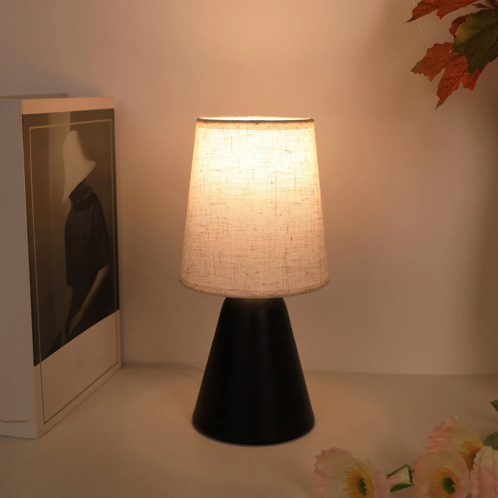 Modern linen art table lamp, home decoration atmosphere lamp suitable for bedrooms, study rooms